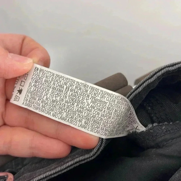 NWT  forever 21 Mid Rise Skinny Jeans 25x29 - Picture 5 of 7